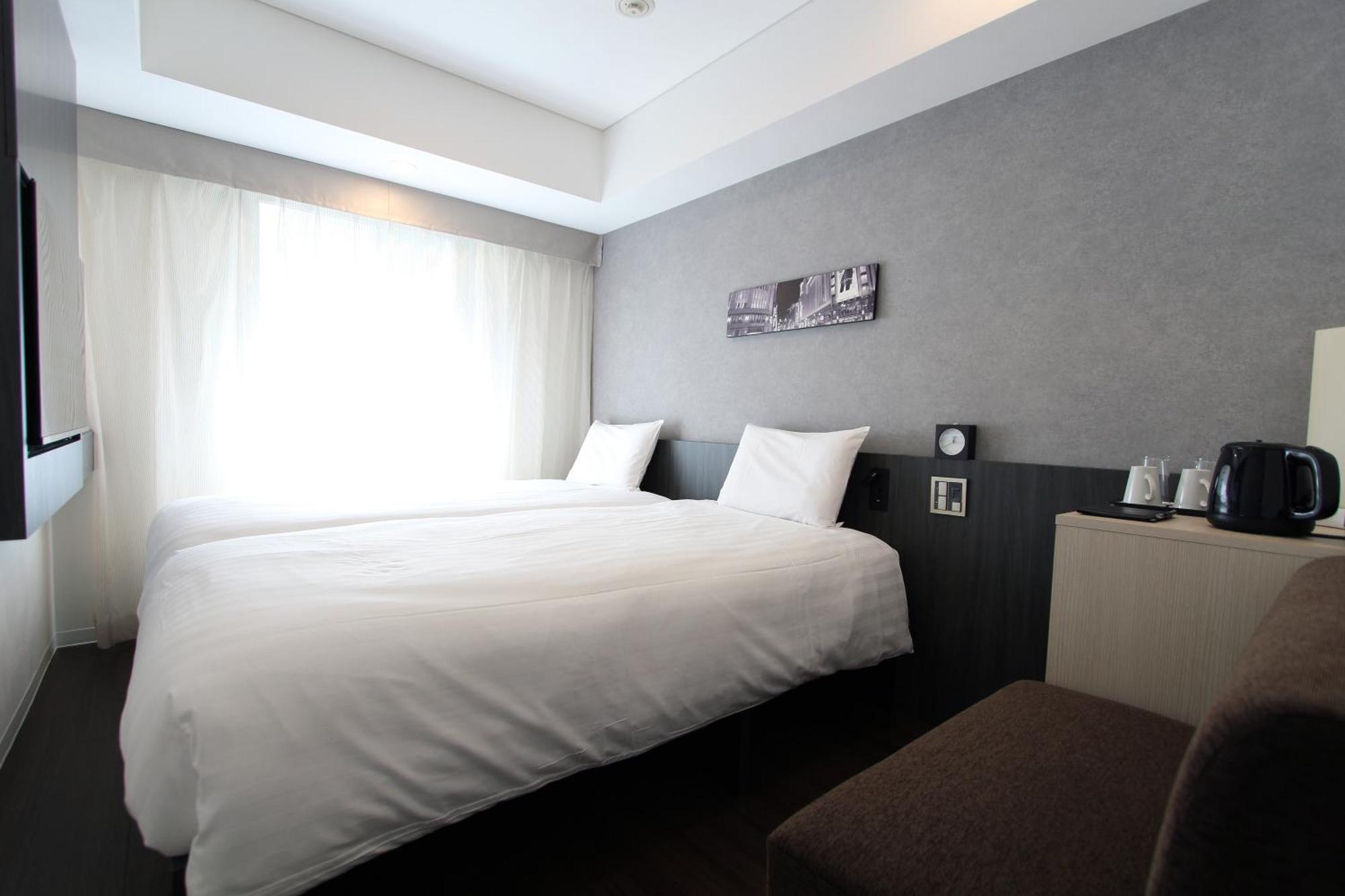 Koko Hotel Ginza-1Chome Токио Экстерьер фото